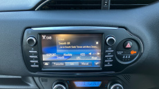 Toyota Yaris 1.5 Hybrid Y20 5dr CVT [Bi-tone] Hybrid Hatchback